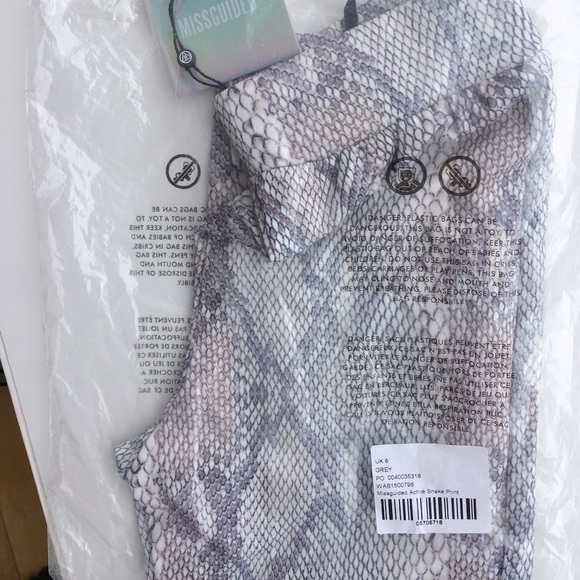 ASOS animal Active Gym Vest & Legging bundle NWT - Picture 4 of 5